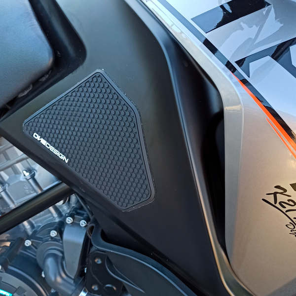 Side HDR Tankpad KTM Black