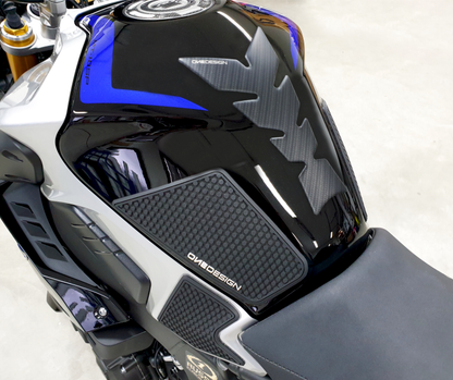 Protector De Tanque One Design Universal Carbon Matte
