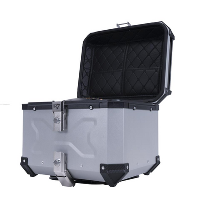 BAUL TRASERO MOTOCICLETA R7 ALUMINIO PLATA 45 LTS