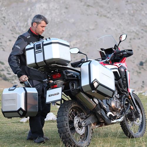 Baúl Trasero Para Moto Shad Terra TR37 Aluminio – Moto Helmets & Sebastian