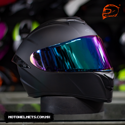 Equipamento – Moto Helmets & Sebastian